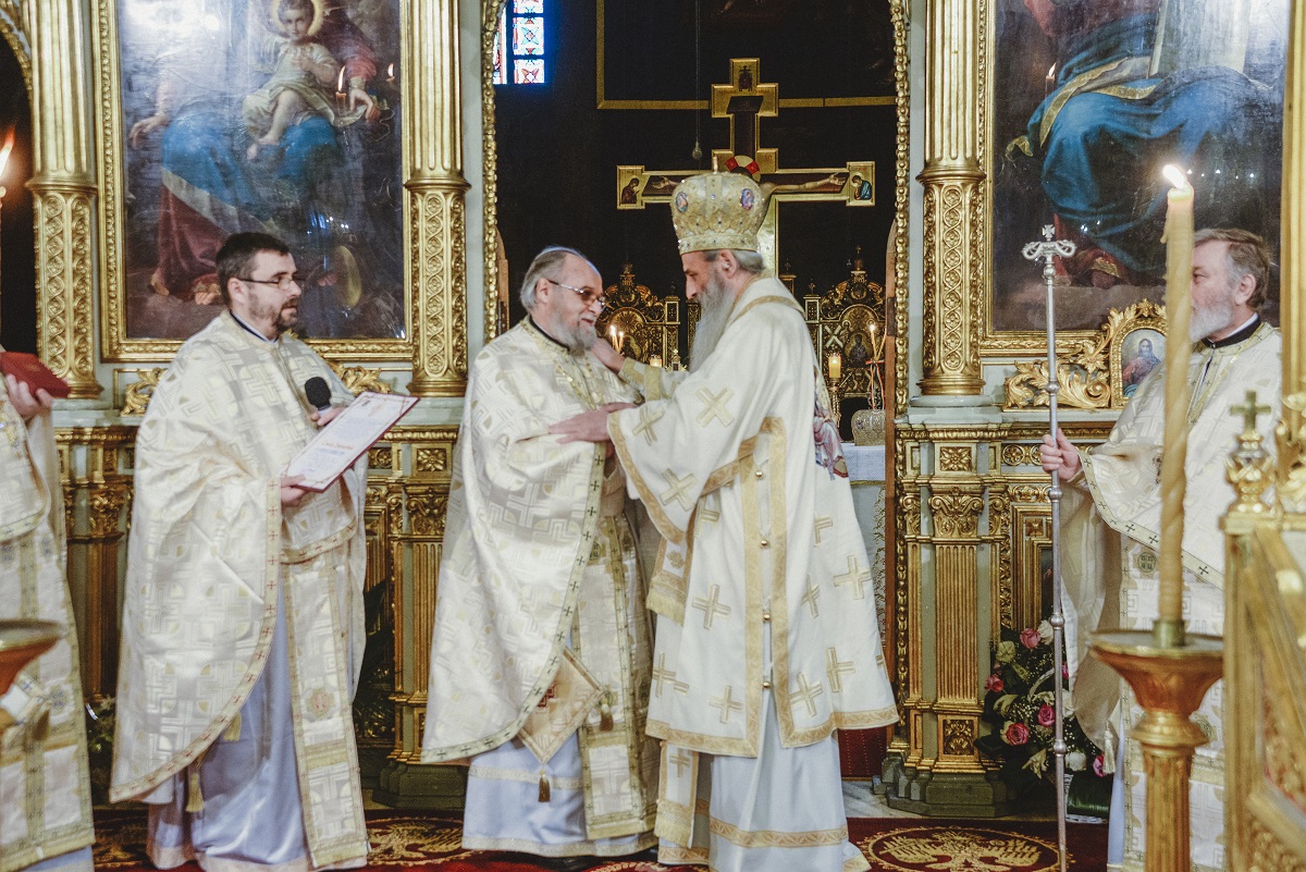 Hramul Facultății de Teologie din Iași, în prezența a trei ierarhi. Unui părinte profesor emerit i-a fost acordată distincția „Crucea Patriarhală”