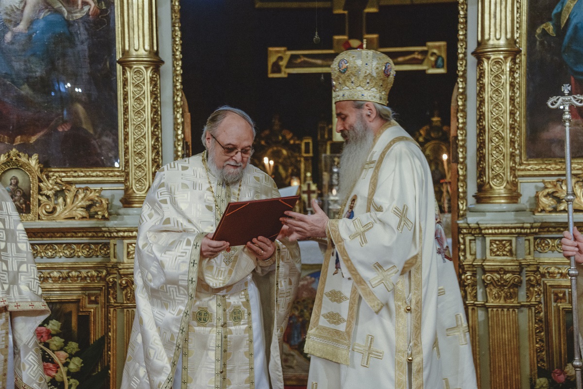 Hramul Facultății de Teologie din Iași, în prezența a trei ierarhi. Unui părinte profesor emerit i-a fost acordată distincția „Crucea Patriarhală”