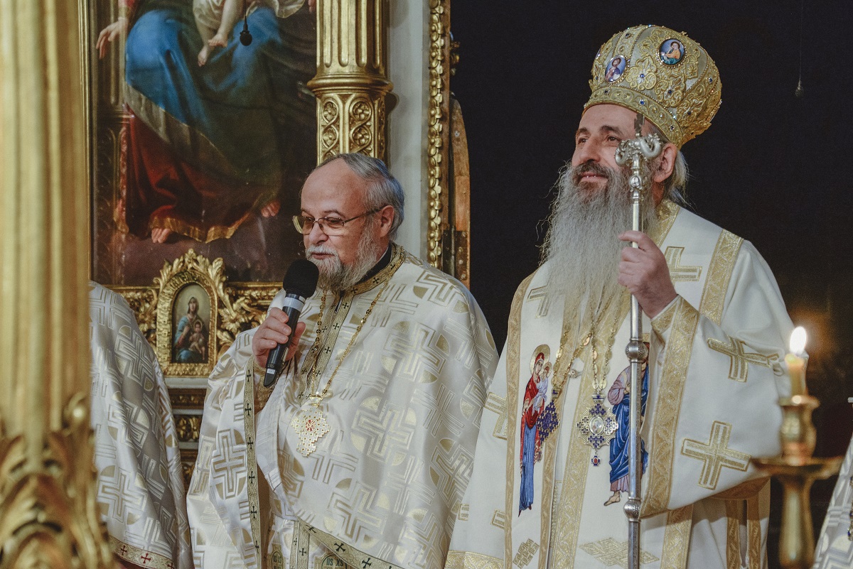 Hramul Facultății de Teologie din Iași, în prezența a trei ierarhi. Unui părinte profesor emerit i-a fost acordată distincția „Crucea Patriarhală”