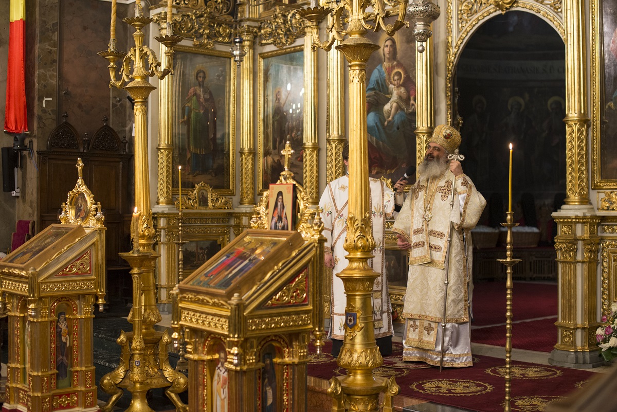 Slujiri arhierești la Iași, la pomenirea Sfântului Ierarh Iosif cel Milostiv: „Dar al Basarabiei pentru neamul românesc”