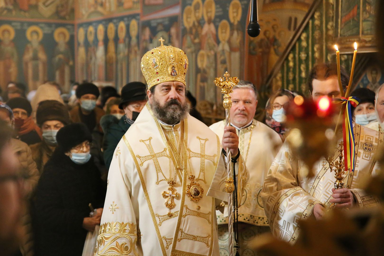 Catapeteasma Bisericii „Tăierea Capului Sfântului Ioan Botezătorul” din Iași, veche de aproape 400 de ani, a fost resfințită