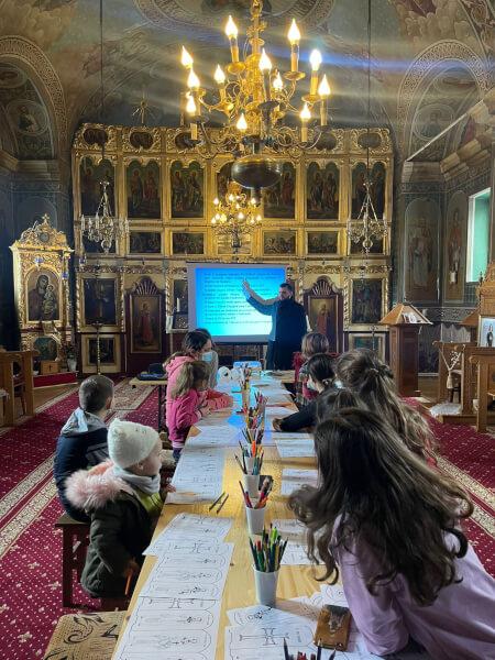 Concurs catehetic pentru copiii din Parohia Siretu