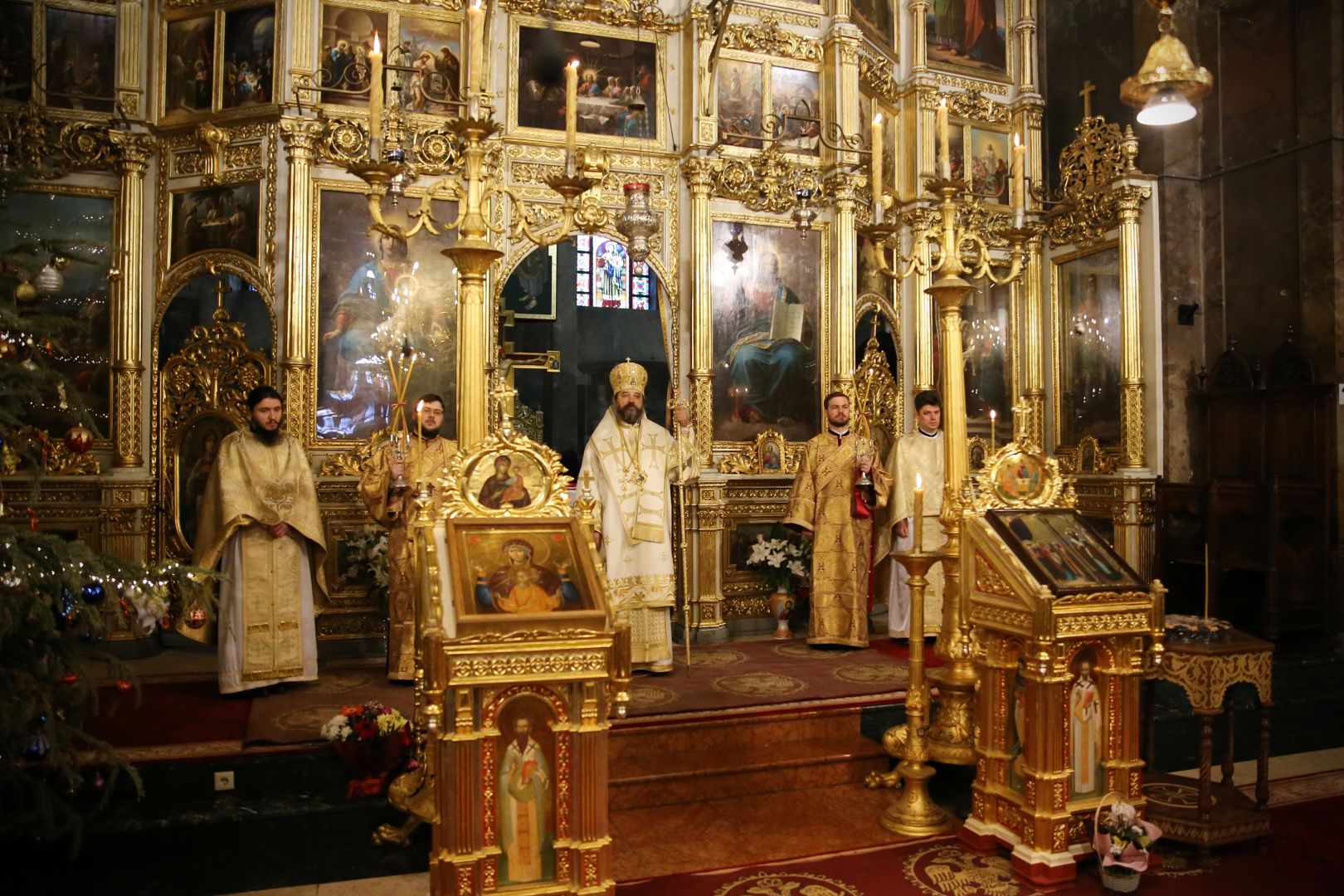 Liturghie în prima zi din an, la Catedrala Mitropolitană din Iași: „Este vreme de bilanț lăuntric”