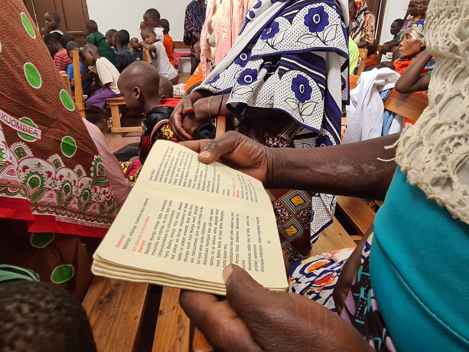 Trăirea bucuriei împreună cu massaii ortodocși din Ipwasi