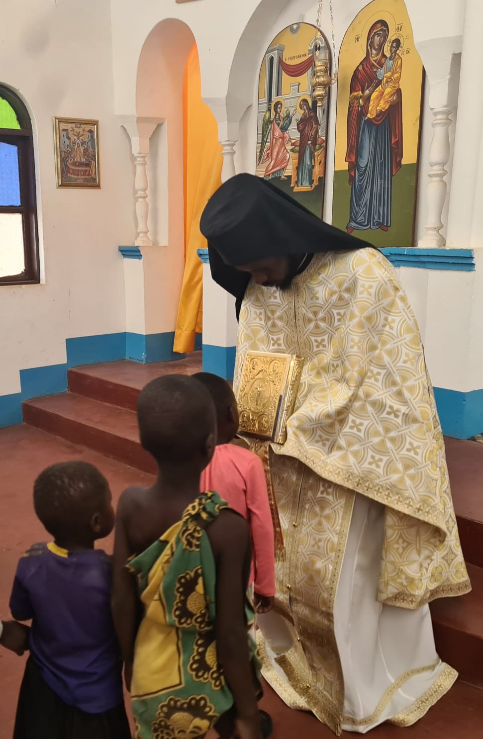 Trăirea bucuriei împreună cu massaii ortodocși din Ipwasi