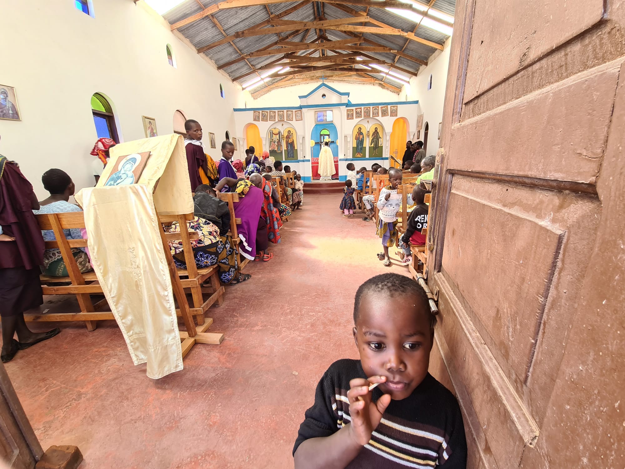 Trăirea bucuriei împreună cu massaii ortodocși din Ipwasi