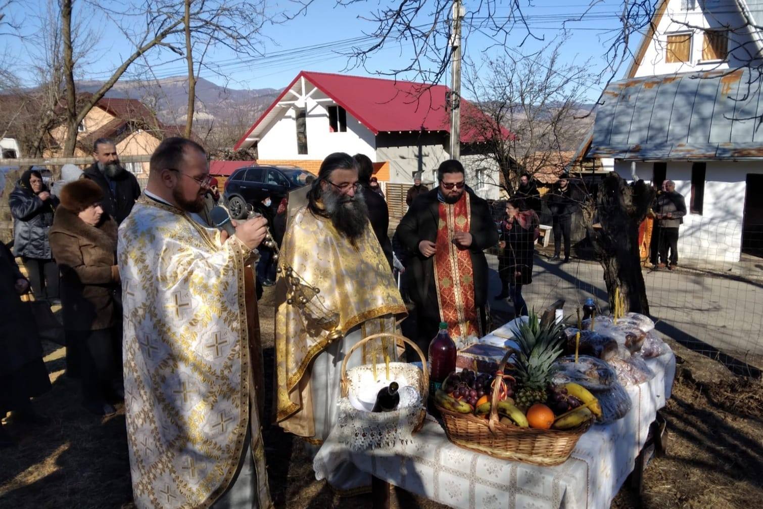 Campania „Alături de copiii de la Valea Plopului”