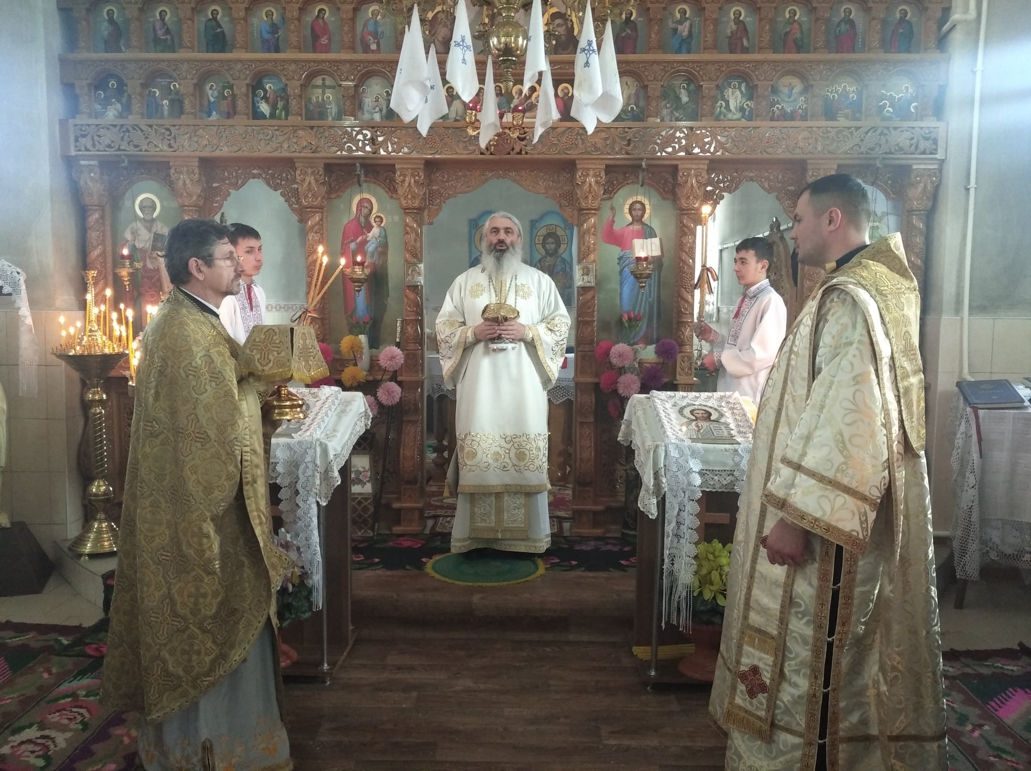 PS Antonie a slujit în satul Răzălăi