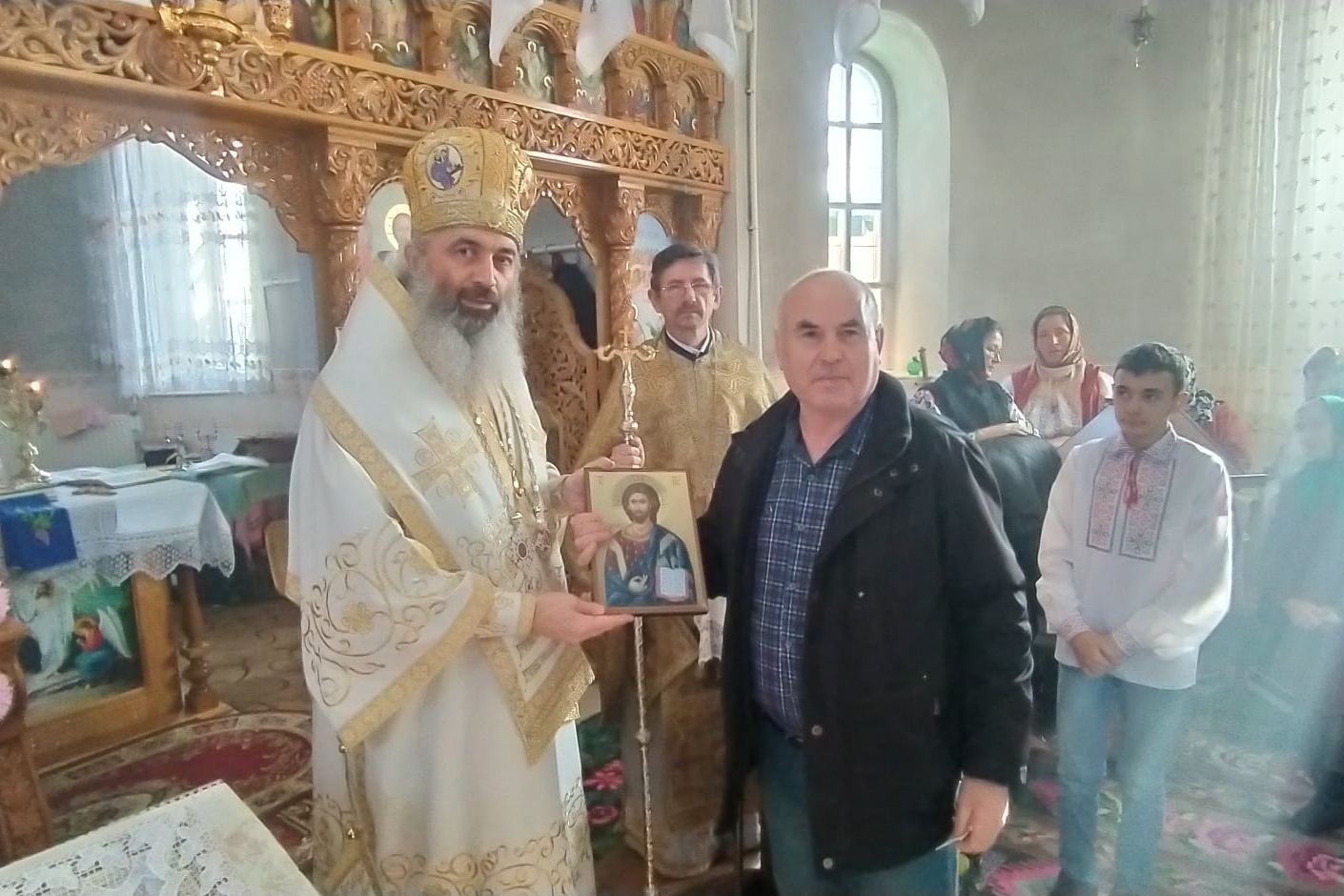PS Antonie a slujit în satul Răzălăi