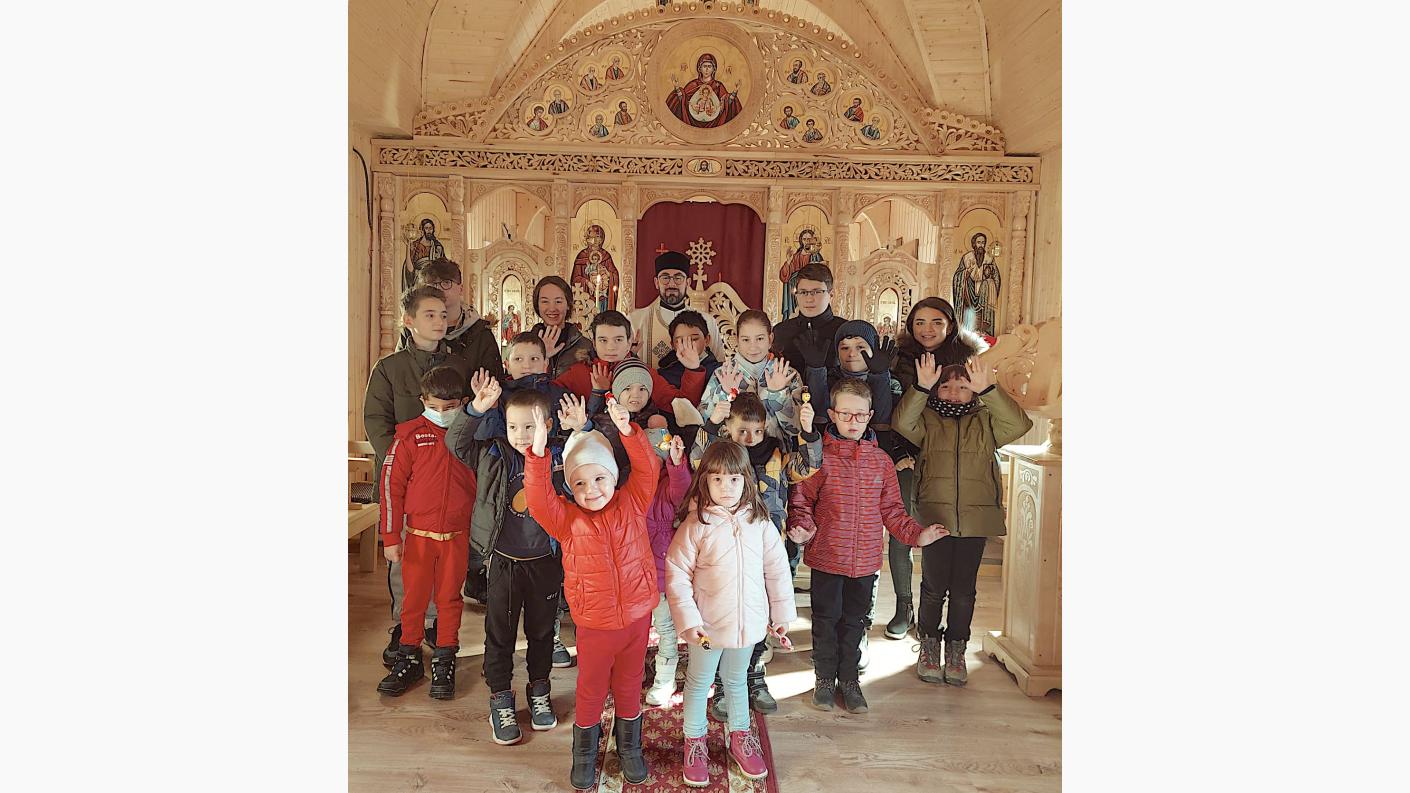 Concurs catehetic în Parohia „Sfântul Vasile cel Mare” din Bacău