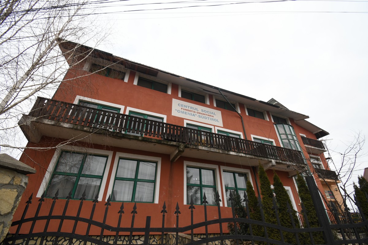 Slujbă de binecuvântare la Fundația Umanitară „Omenia” – Valea Adâncă