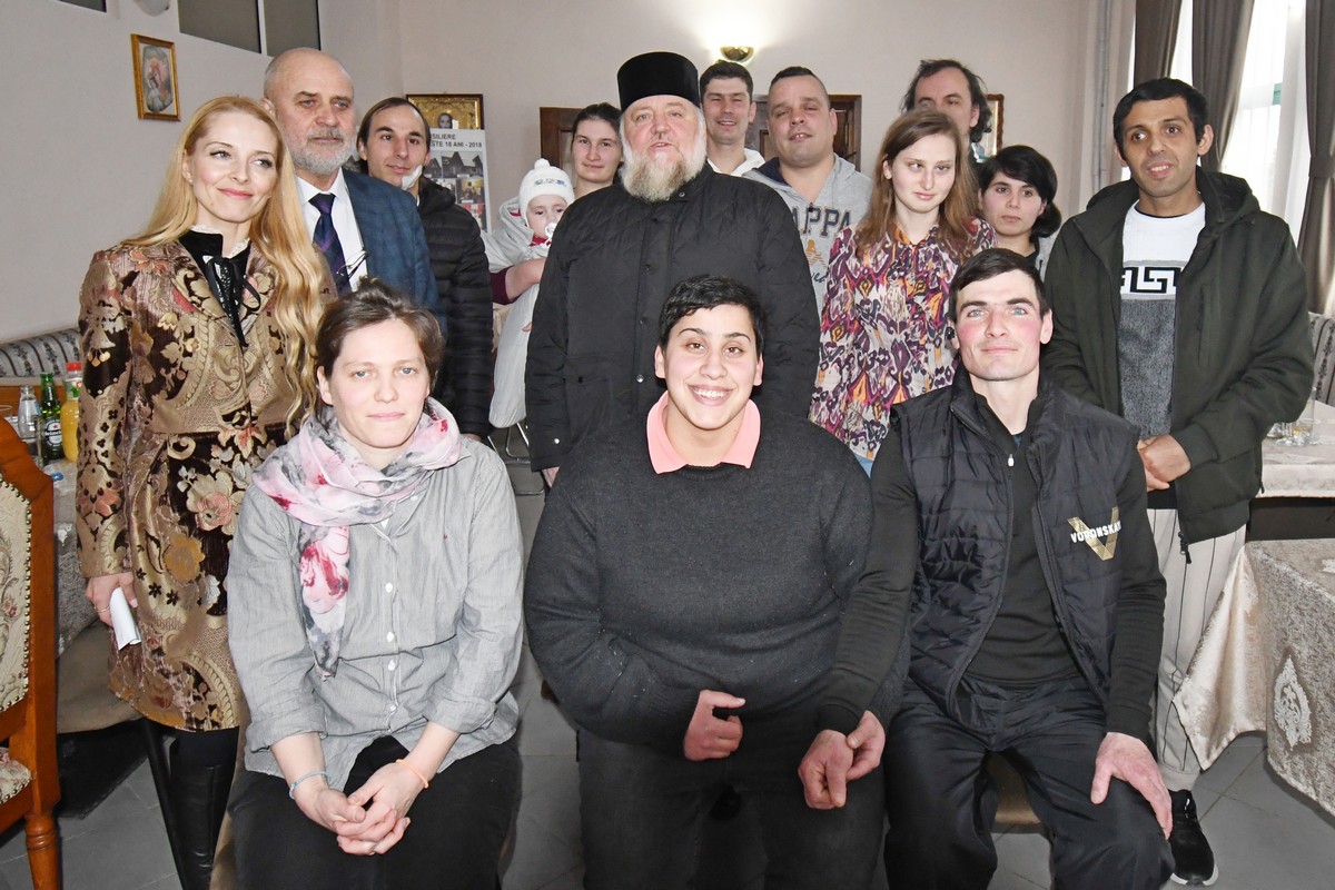 Slujbă de binecuvântare la Fundația Umanitară „Omenia” – Valea Adâncă