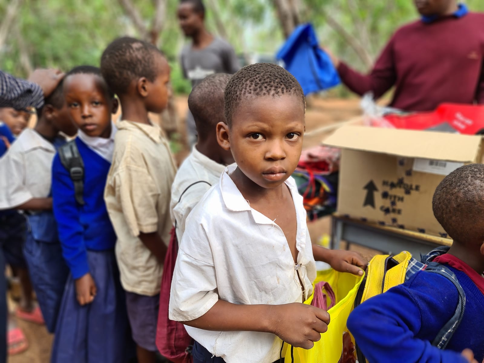 Nyamahana - curajul de a merge la şcoală