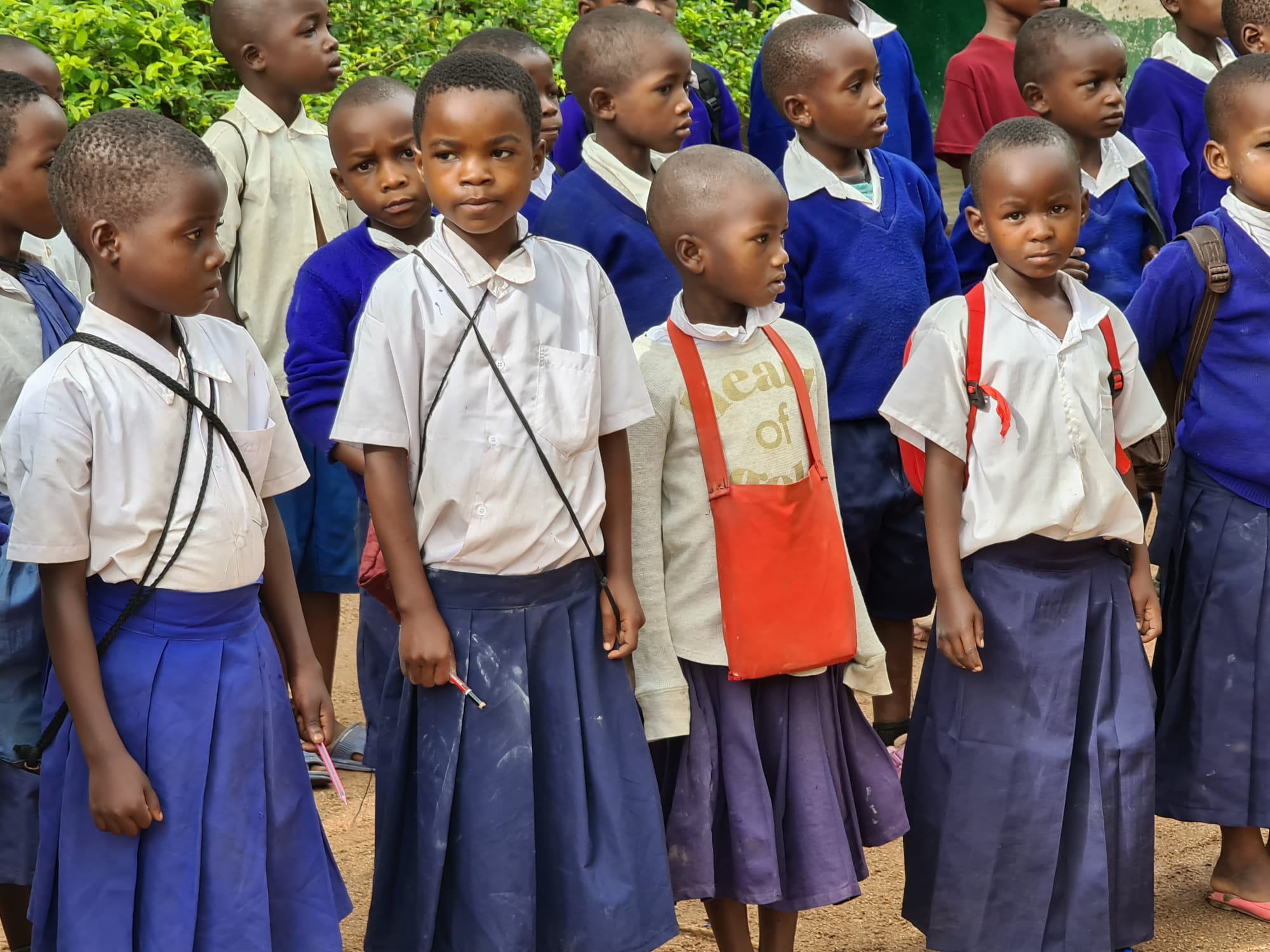 Nyamahana - curajul de a merge la şcoală