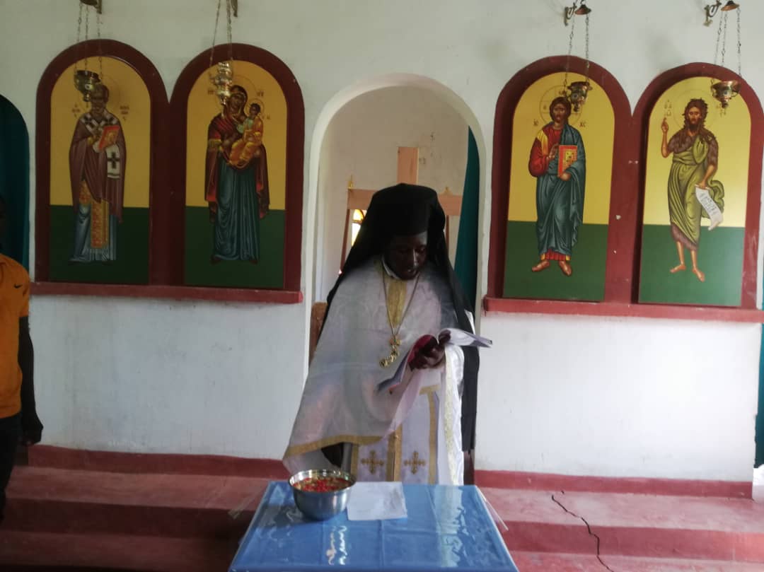 Pomenirea morților și întâlnire în parohia Sfântului Nicolae din Sasamambo