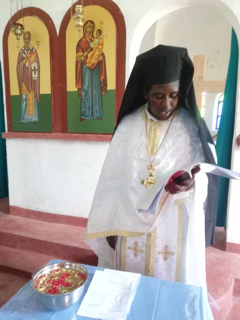 Pomenirea morților și întâlnire în parohia Sfântului Nicolae din Sasamambo