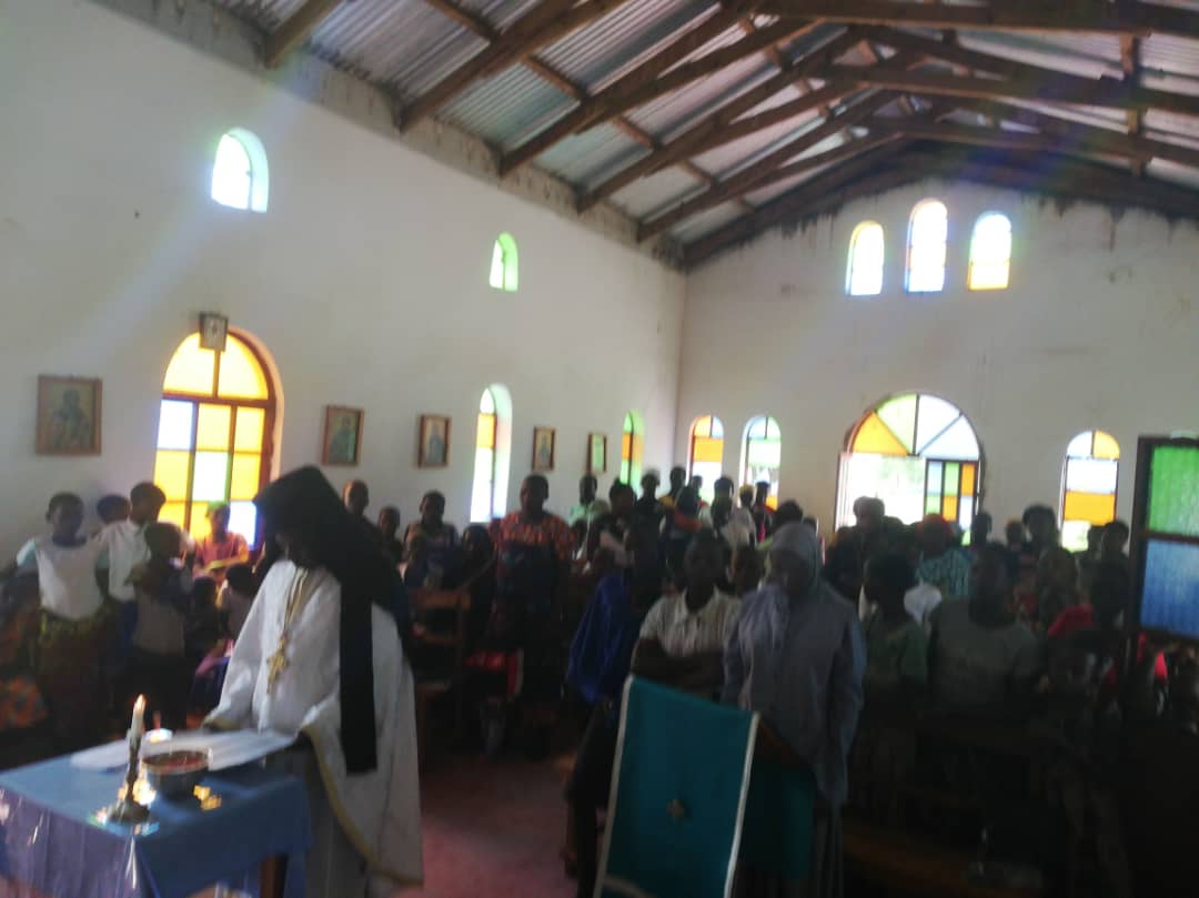 Pomenirea morților și întâlnire în parohia Sfântului Nicolae din Sasamambo