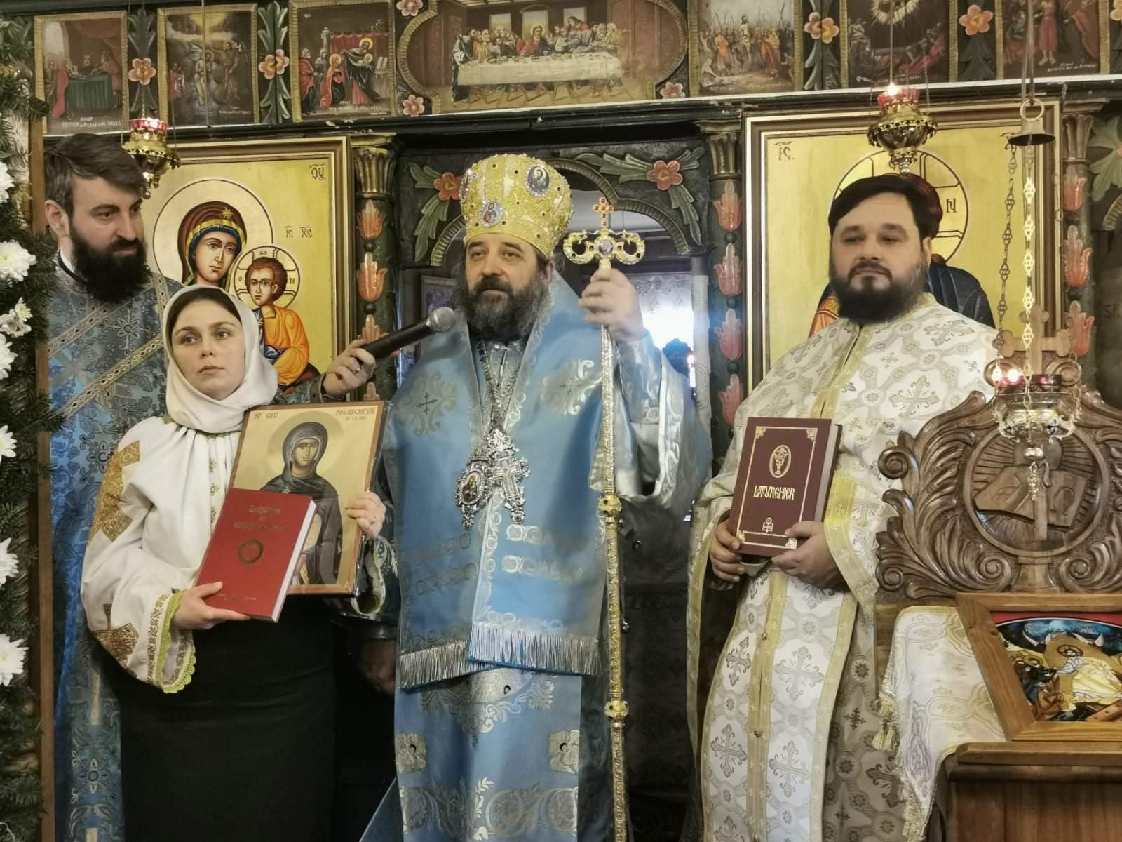 Slujbe arhierești în județul Botoșani: PS Nichifor Botoșăneanul a hirotonit un preot și a slujit la Mănăstirea Gorovei