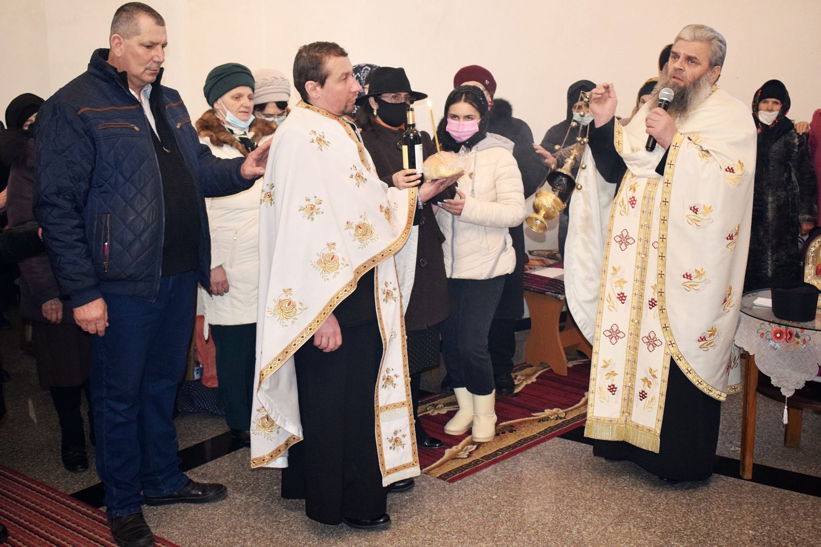 Slujbă misionară la Parohia „Sfinții Arhangheli” Corni - Protopopiatul Botoșani