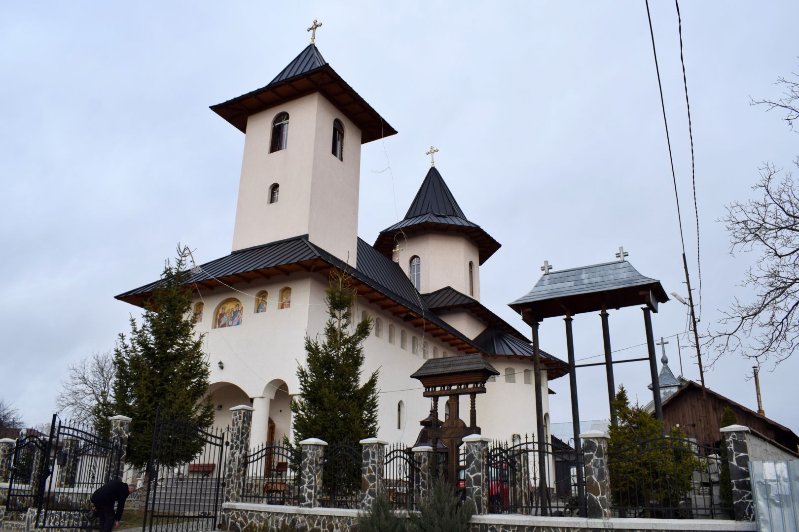 Slujbă misionară la Parohia „Sfinții Arhangheli” Corni - Protopopiatul Botoșani