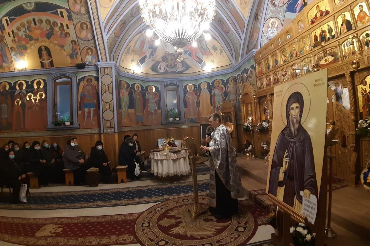 Seară duhovnicească în Biserica „Sfinţii Trei Ierarhi” din Bacău