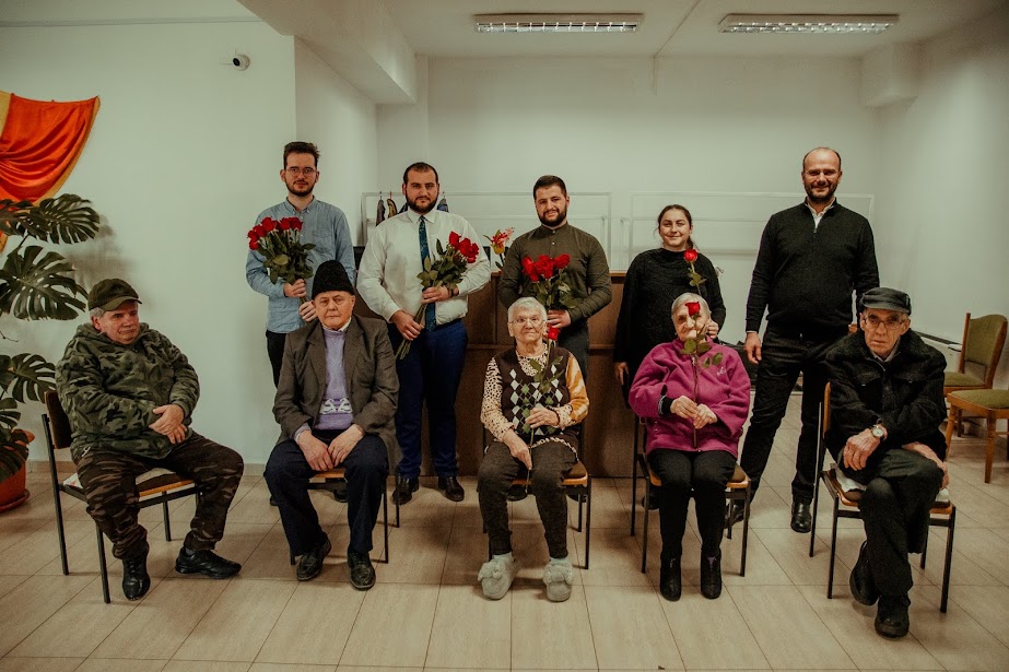 Mesajul ASCOR Alba Iulia cu prilejul Zilei de 8 Martie: „Odată înflorite florile, femeia rămâne cea mai frumoasă”