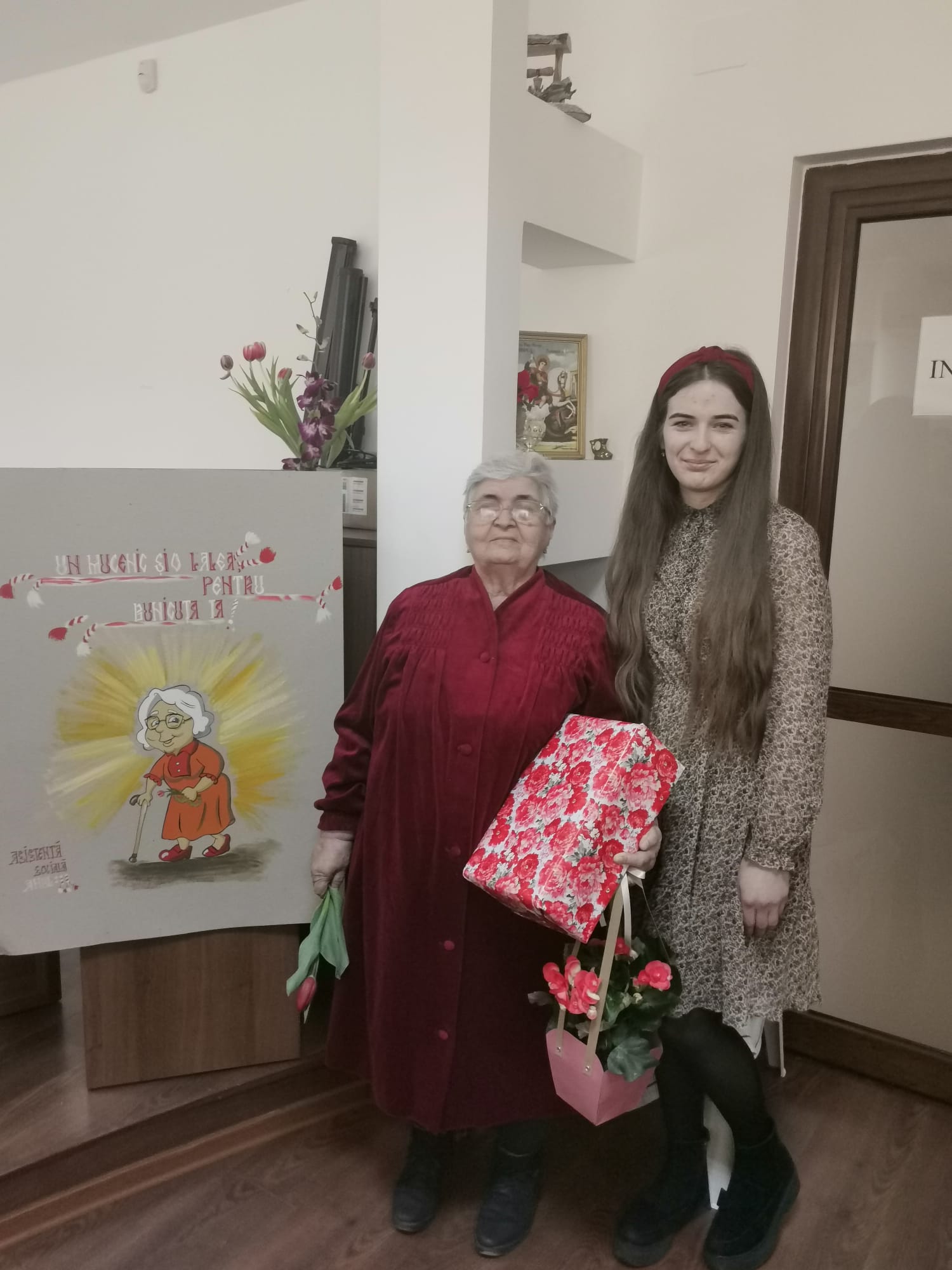 „Un mucenic și o lalea pentru bunicuța ta!”