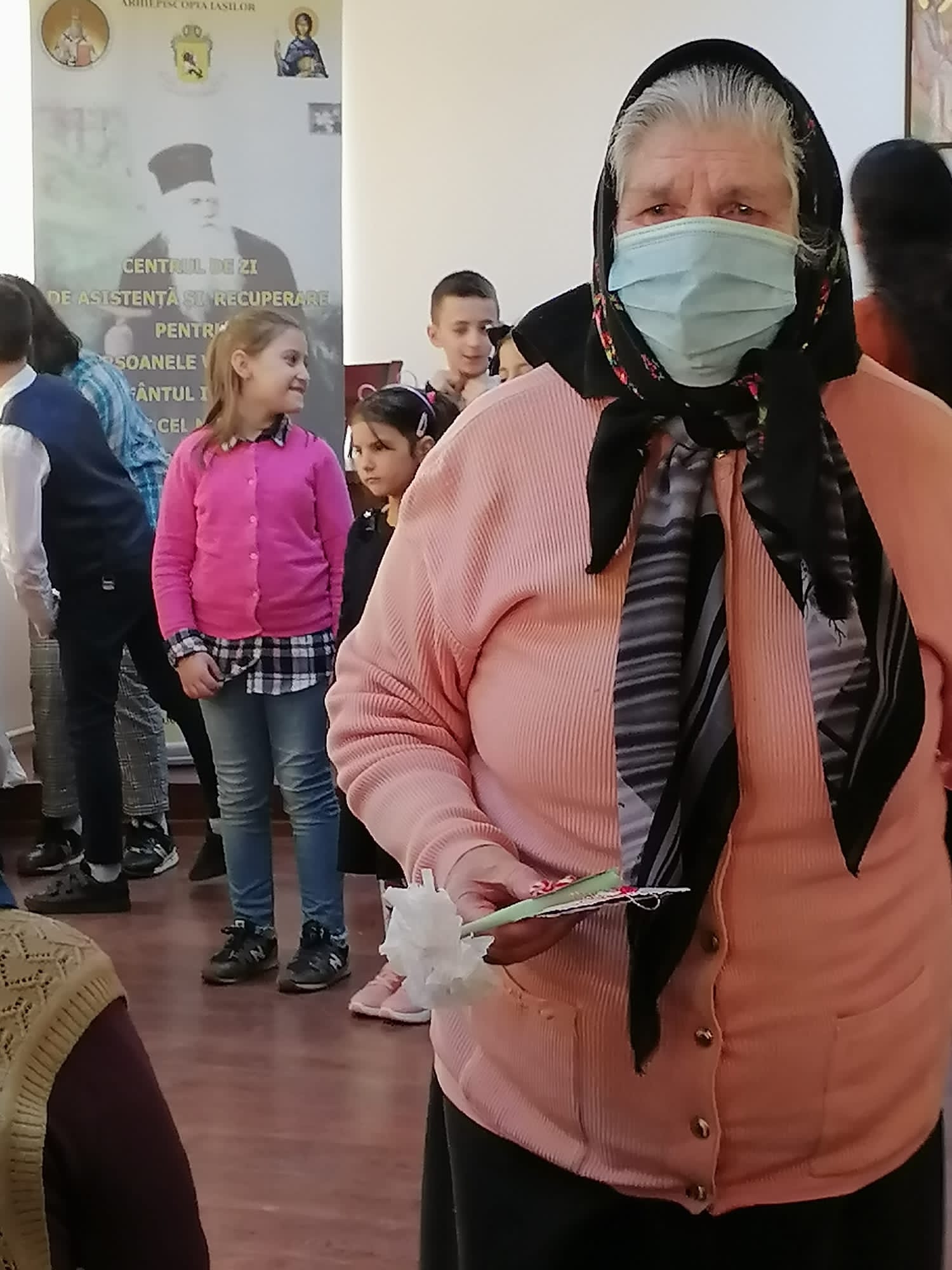 „Cântec și poezie pentru bunica” - punți intergeneraționale