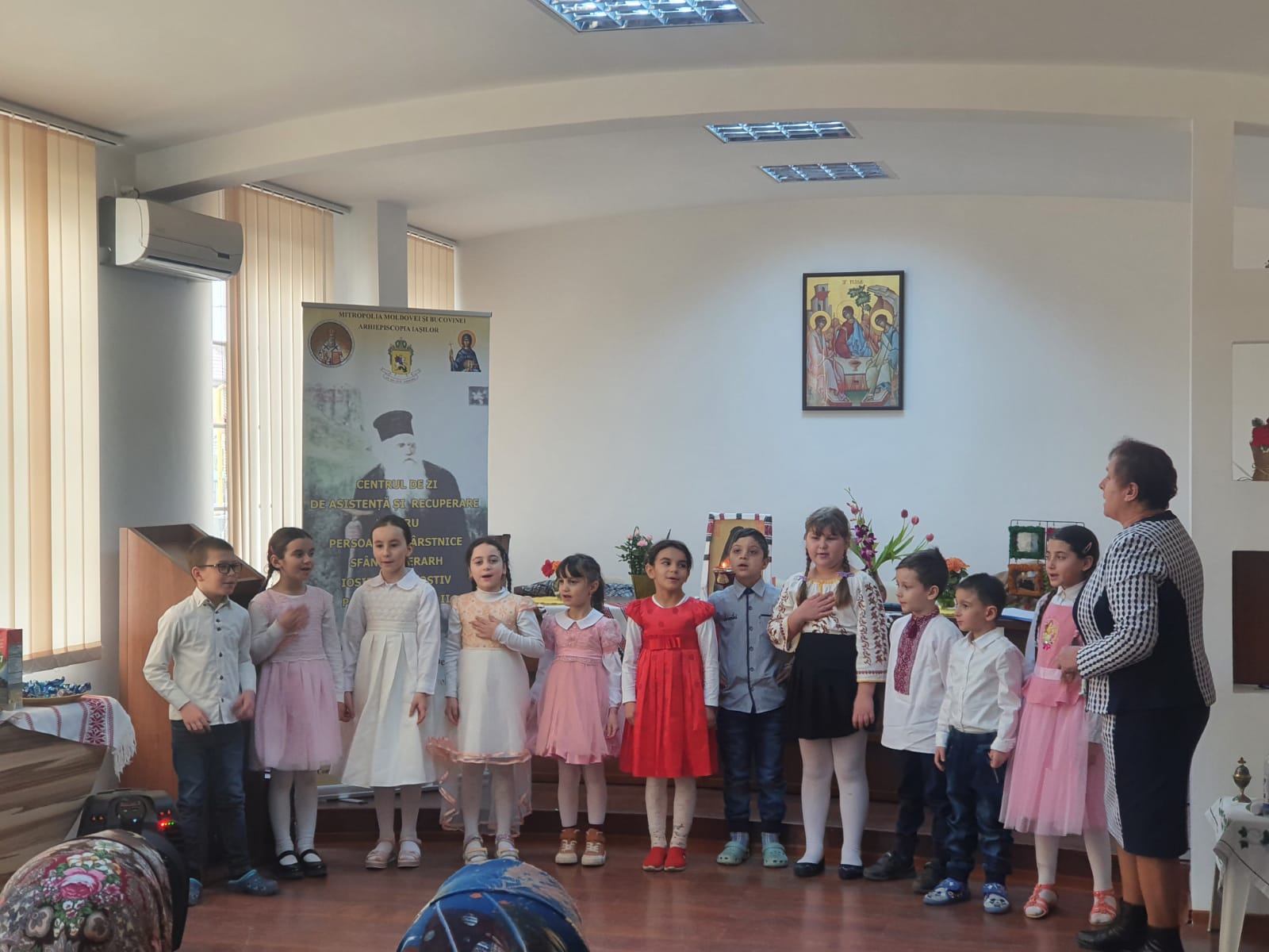 „Cântec și poezie pentru bunica” - punți intergeneraționale