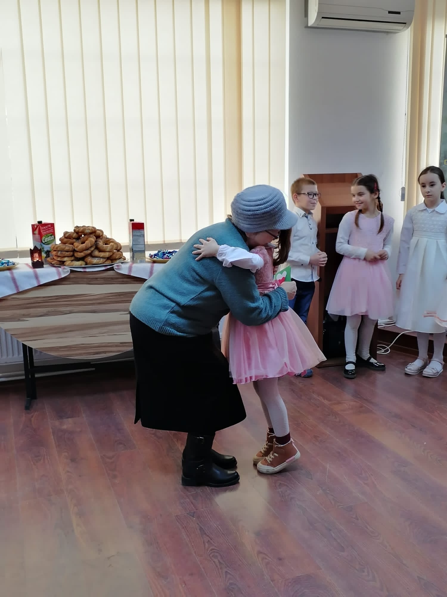 „Cântec și poezie pentru bunica” - punți intergeneraționale