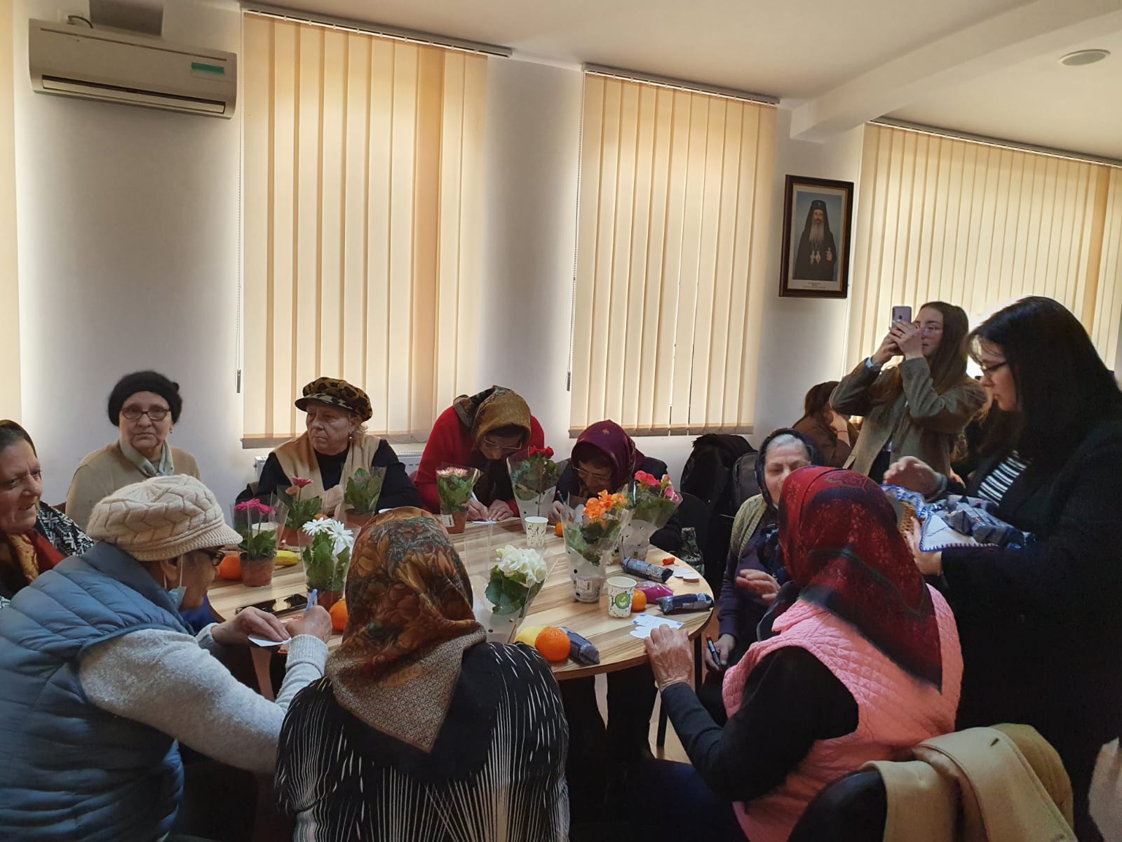 Ziua mondială a asistenței sociale, marcată la Iași de studenții teologi