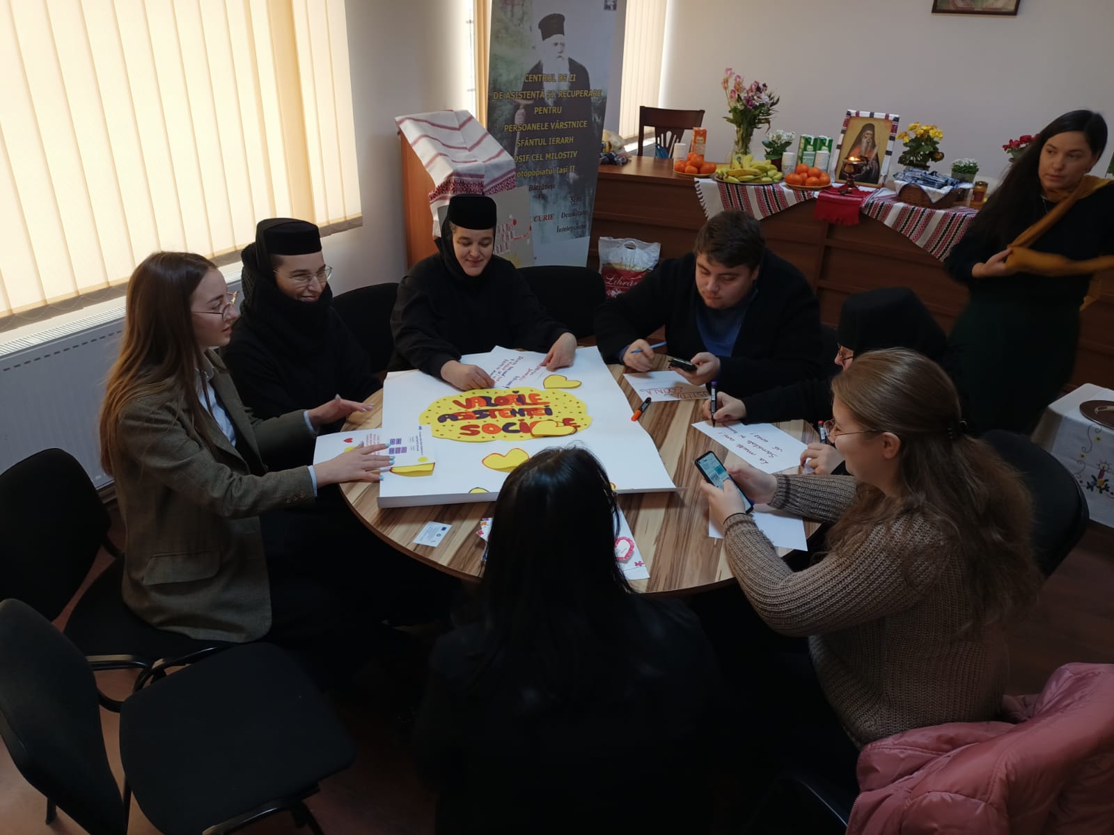 Ziua mondială a asistenței sociale, marcată la Iași de studenții teologi