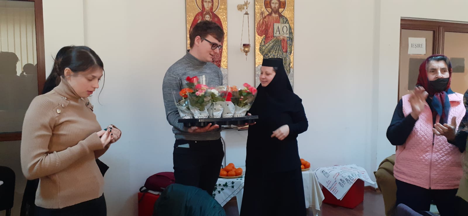 Ziua mondială a asistenței sociale, marcată la Iași de studenții teologi