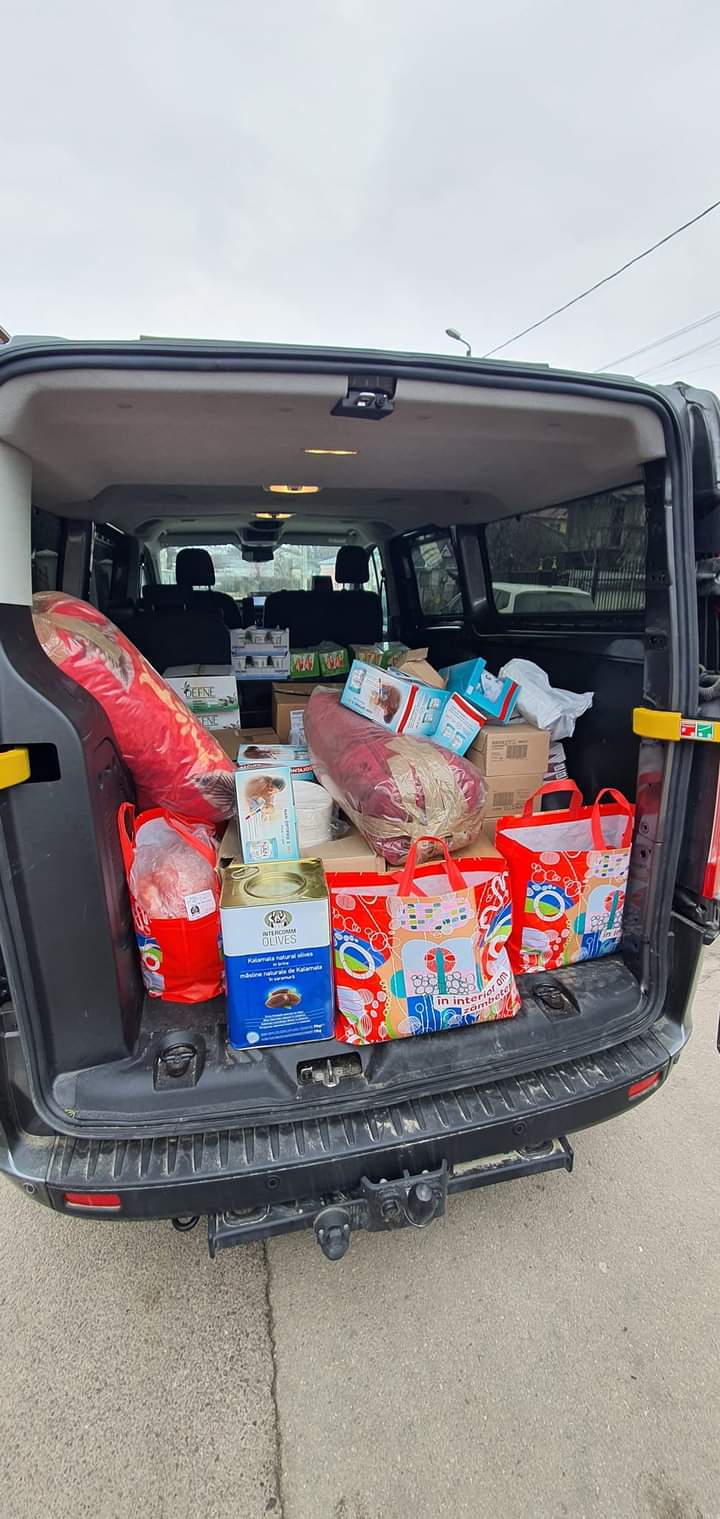 Preoții și comunitățile parohiale din Botoșani, în spijinul refugiaților din Ucraina