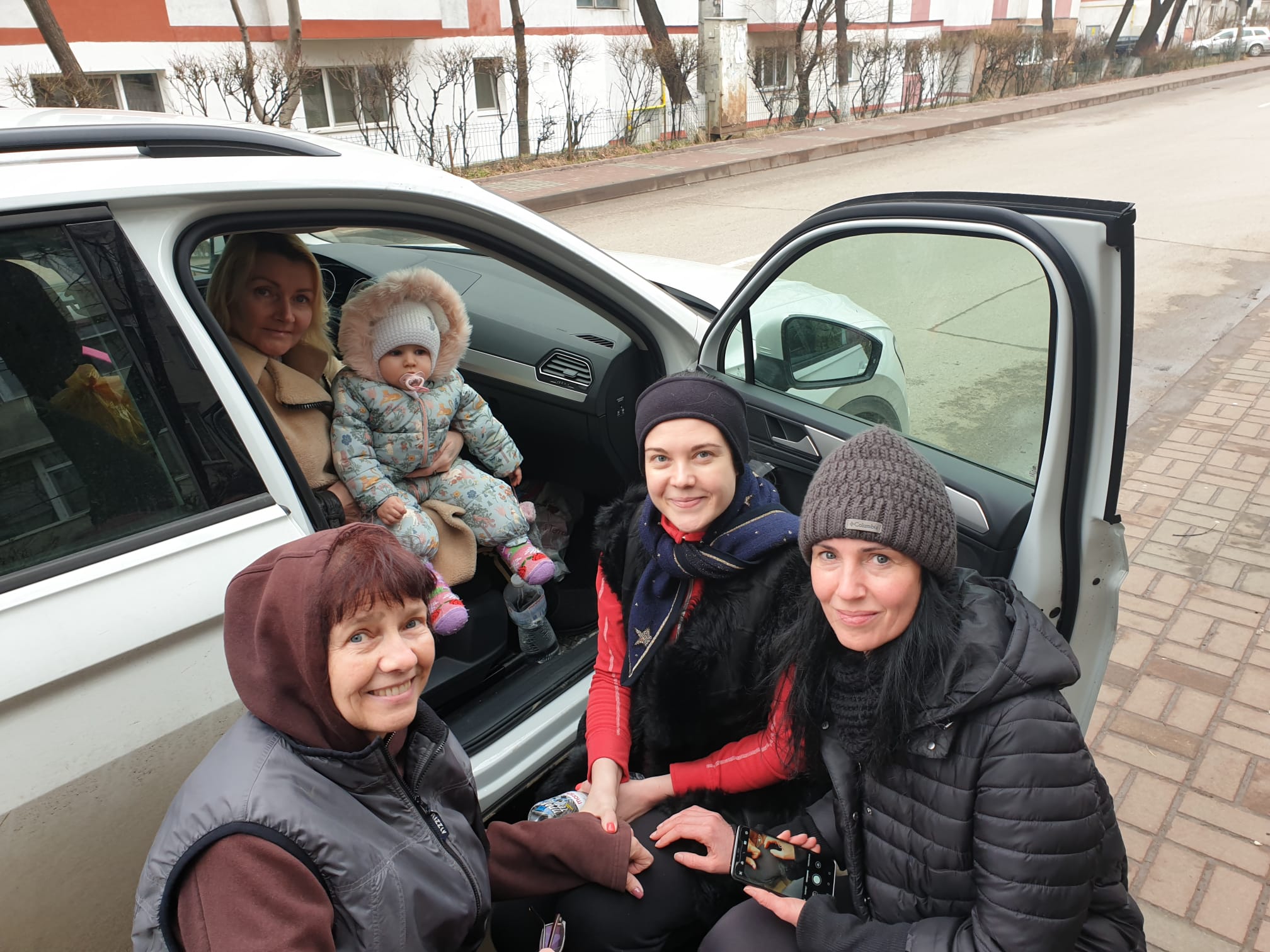 Preoții și comunitățile parohiale din Botoșani, în spijinul refugiaților din Ucraina