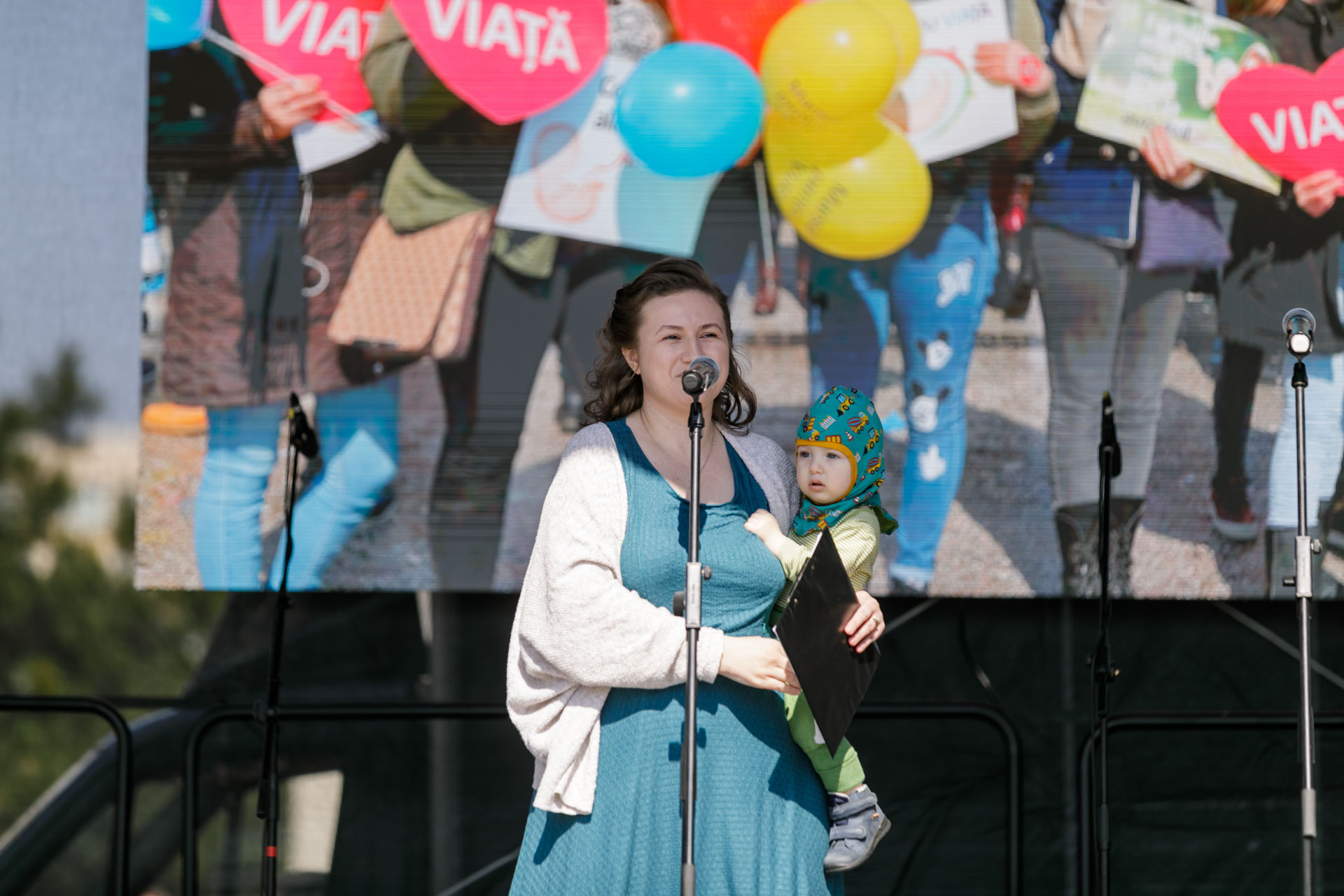 „Marșul pentru viață”, organizat în cinci municipii din Arhiepiscopia Iașilor. Solidaritate și pentru susținerea mamelor și copiilor refugiați din Ucraina