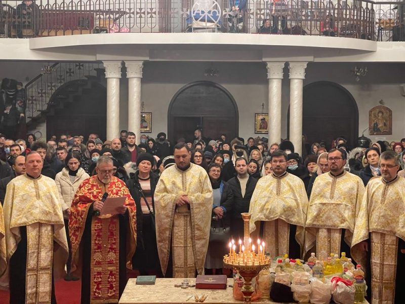 Seară duhovnicească la Parohia Lazaret din Protoieria Bacău