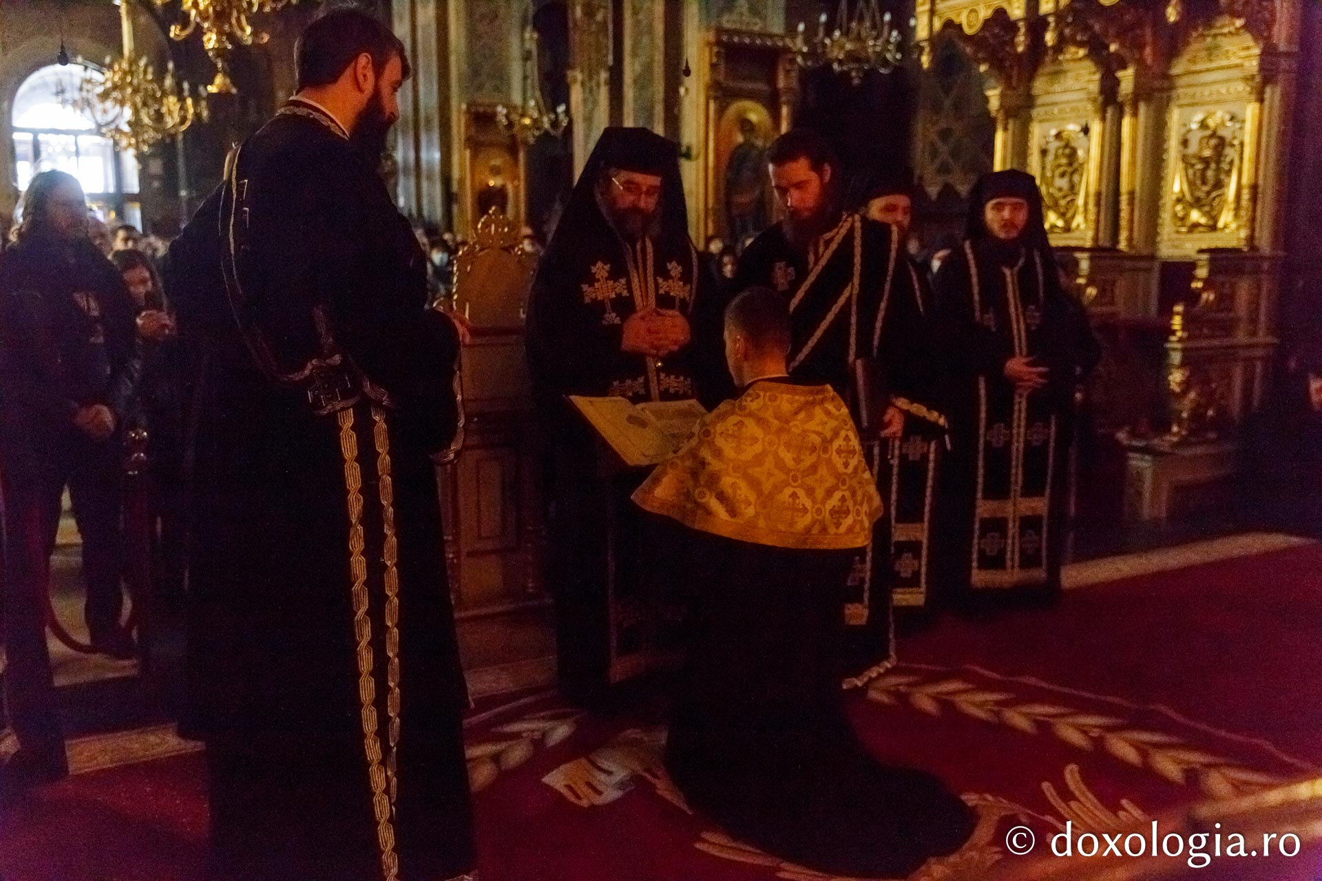 Prima parte a Canonului Sf. Andrei Criteanul, la Iași: „Să fim cu gândul și cu toată lucrarea noastră uniți cu Dumnezeu”