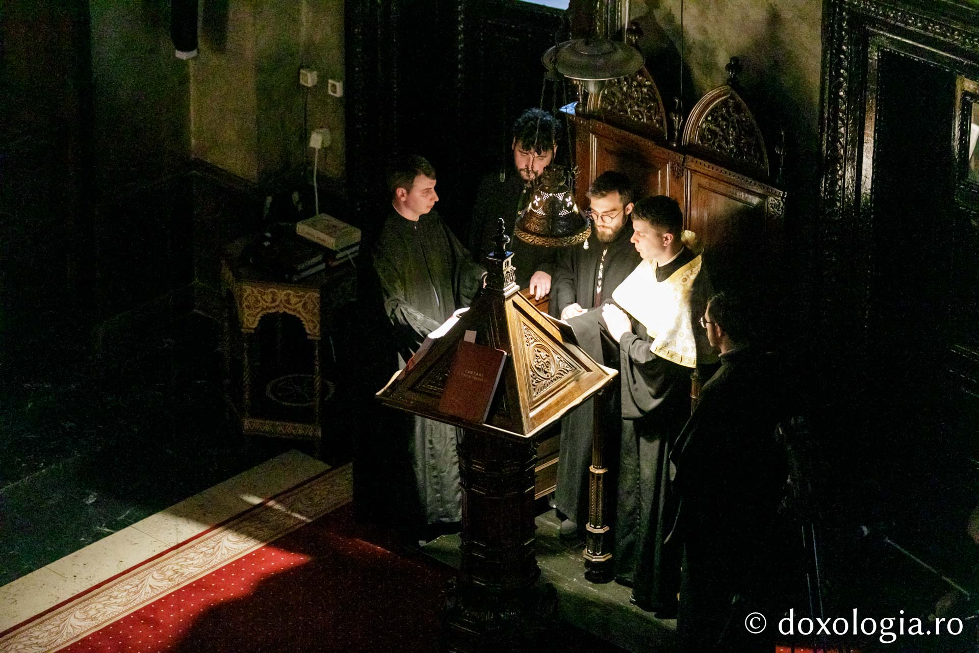 Prima parte a Canonului Sf. Andrei Criteanul, la Iași: „Să fim cu gândul și cu toată lucrarea noastră uniți cu Dumnezeu”