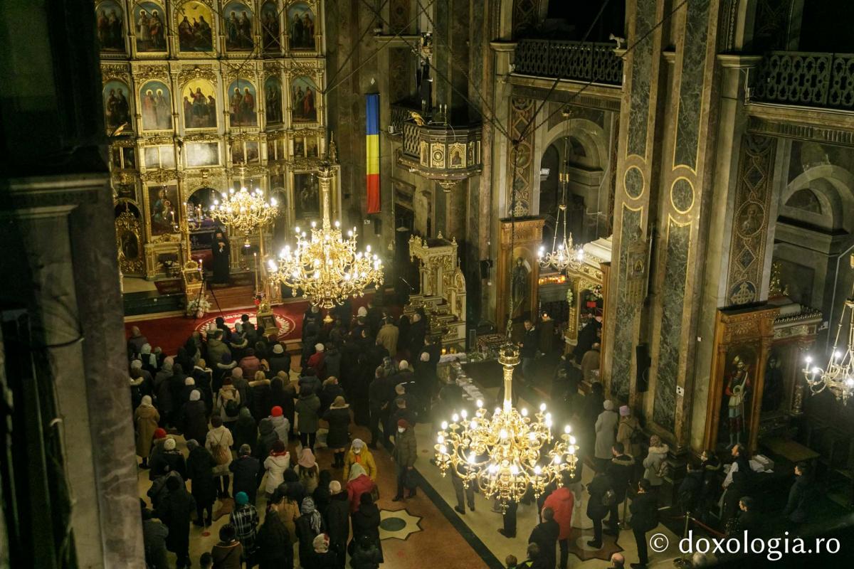 (Video) Canonul Sfântului Andrei Criteanul la Catedrala Mitropolitană din Iași