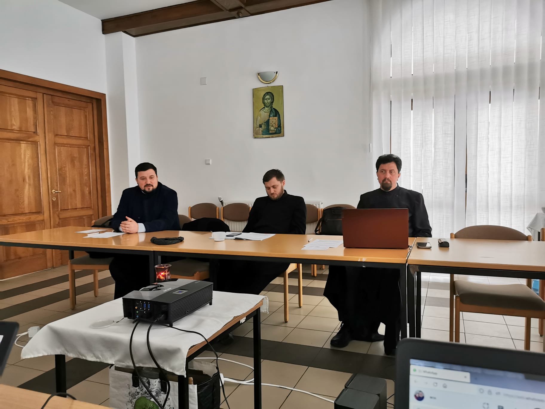 Pregătirea continuă a preoţilor şi comunicarea în mediul on-line, dezbătute la Consfătuirea catehetică a Arhiepiscopiei Iaşilor