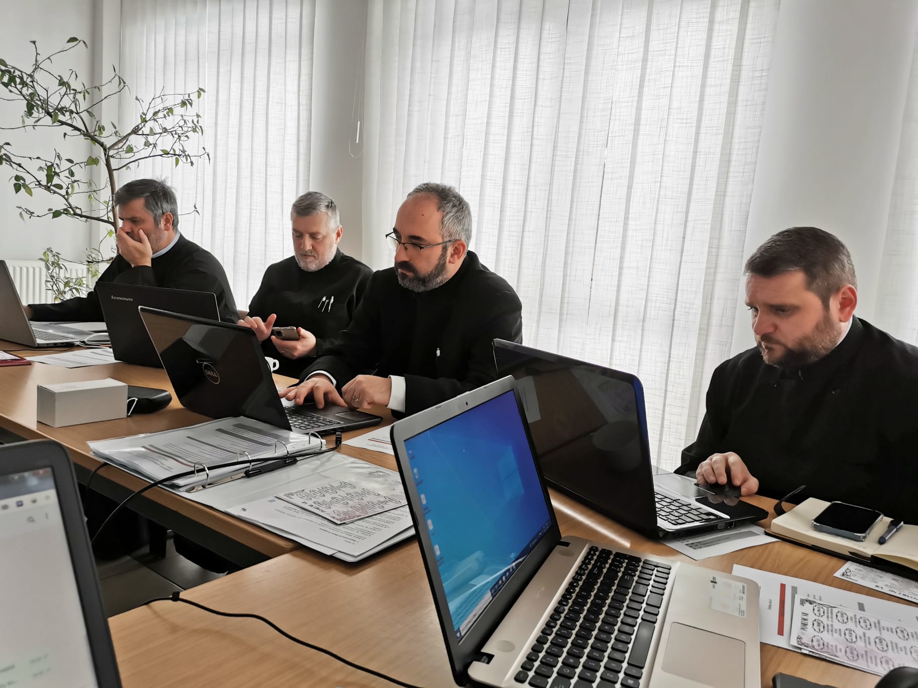 Pregătirea continuă a preoţilor şi comunicarea în mediul on-line, dezbătute la Consfătuirea catehetică a Arhiepiscopiei Iaşilor