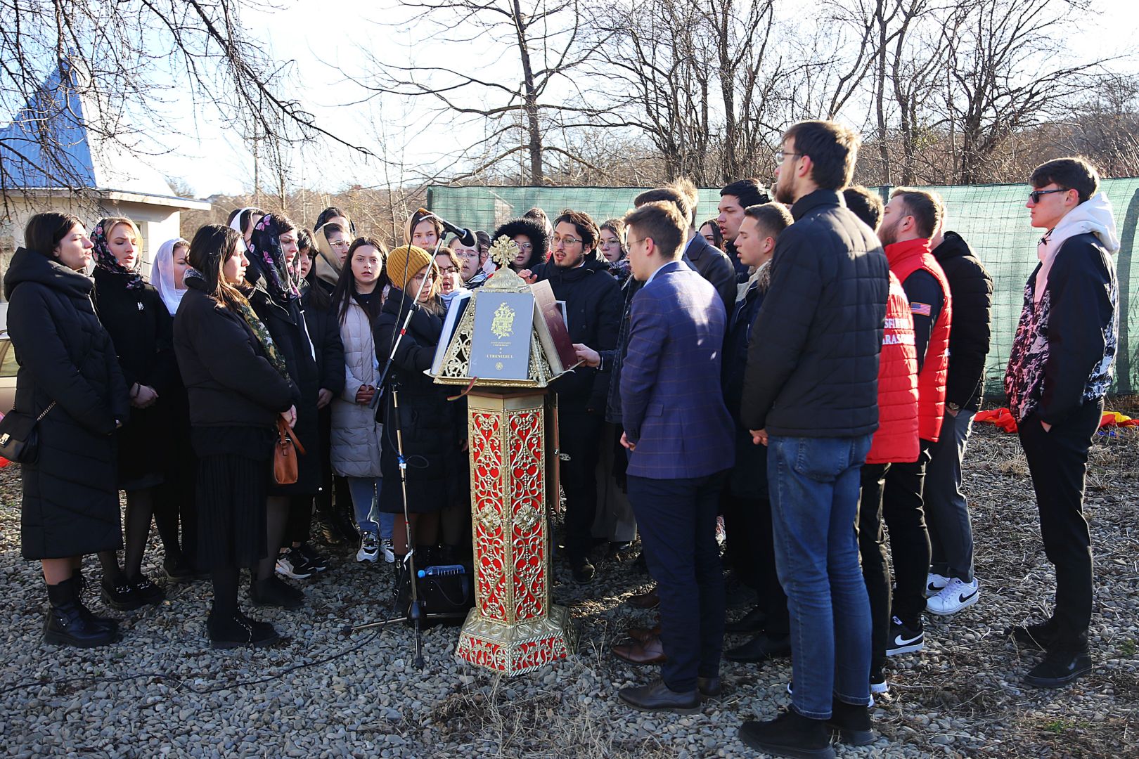 Duminica Sfintei Cruci, la Parohia Bârnova: 104 ani de recunoștință pentru cei care au semnat unirea Basarabiei cu România