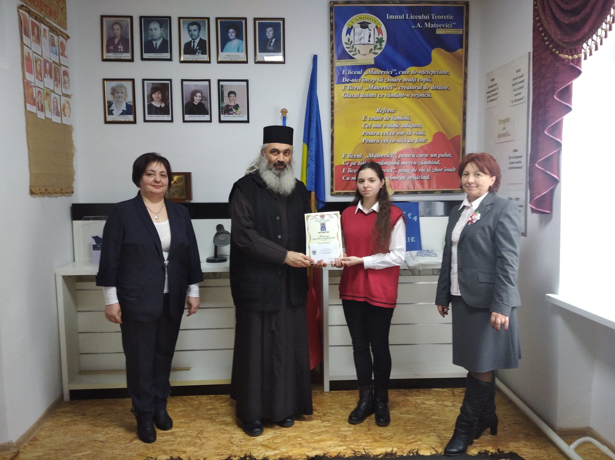 PS Antonie a înmânat o bursă „Mitropolit Visarion Puiu” unei eleve de la Liceul „Alexei Mateevici” din Donduşeni