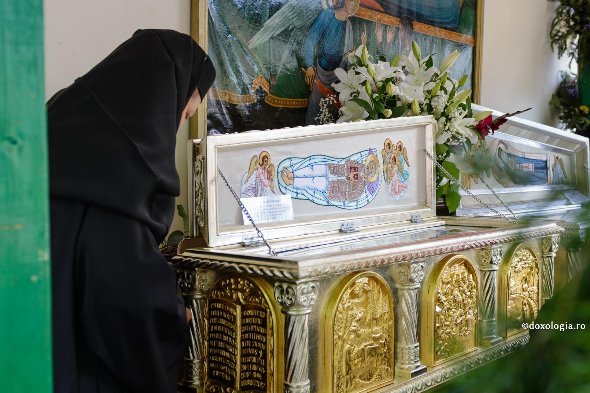 Sfințenia este semnul puterii și frumuseții originare din om