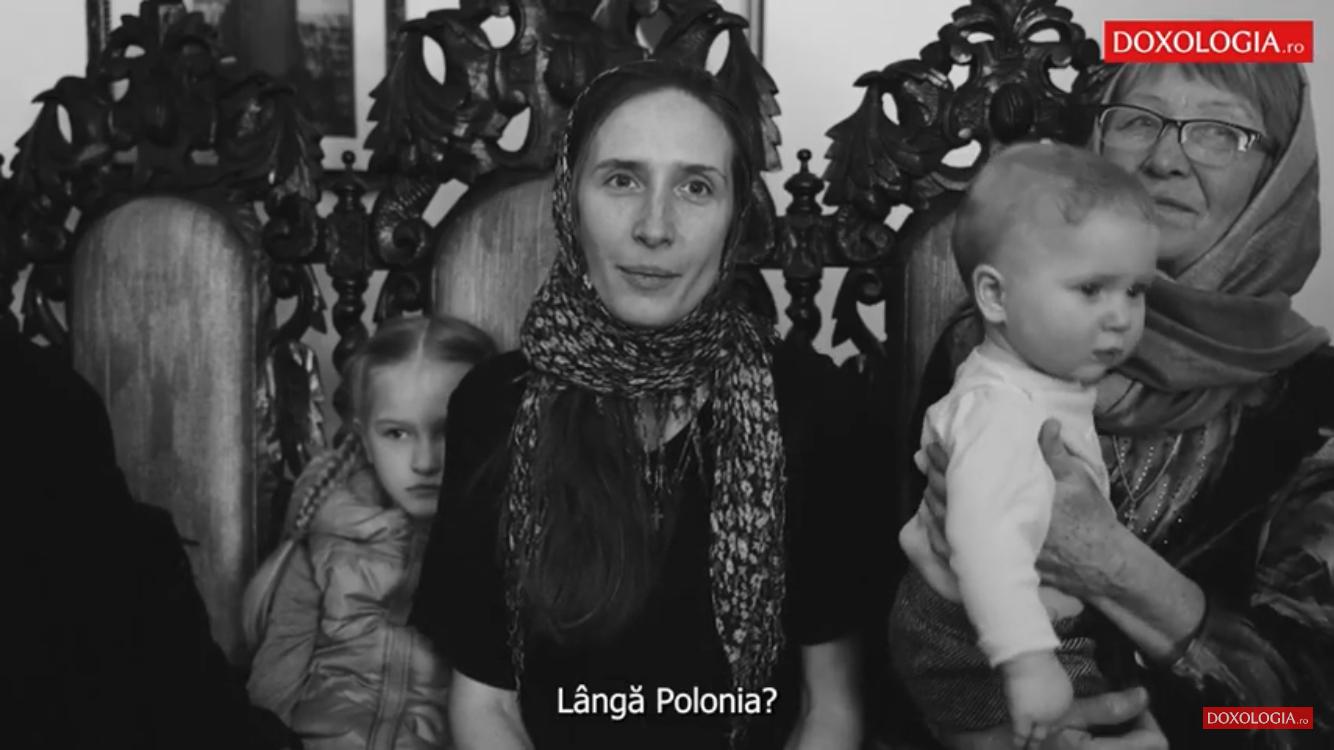 (Video) Din vuietul războiului, în liniștea de la Văratec: „Maicile au foarte multă grijă de noi și ne simțim ca acasă”