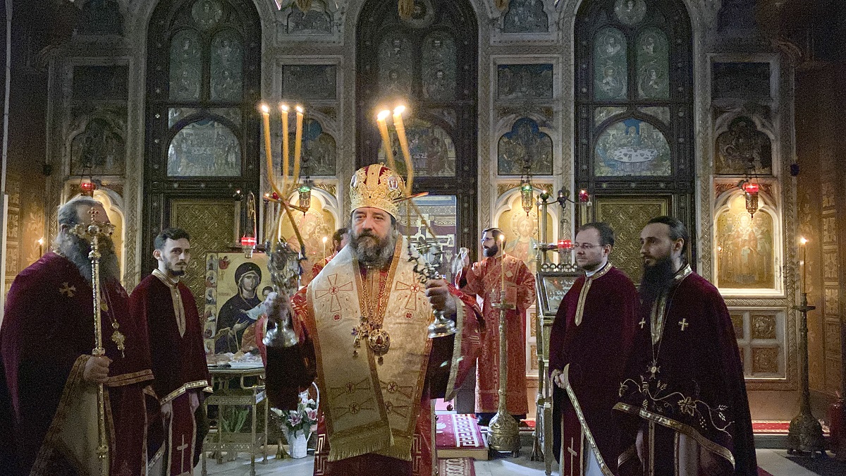 PS Părinte Nichifor Botoșăneanul, la slujba Canonului: „Adevărata pocăință nu înseamnă o învinovățire, ci hotărâre de a ne schimba viața”