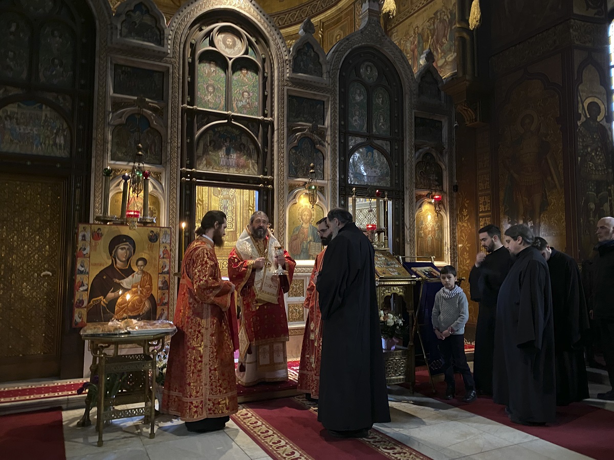 PS Părinte Nichifor Botoșăneanul, la slujba Canonului: „Adevărata pocăință nu înseamnă o învinovățire, ci hotărâre de a ne schimba viața”