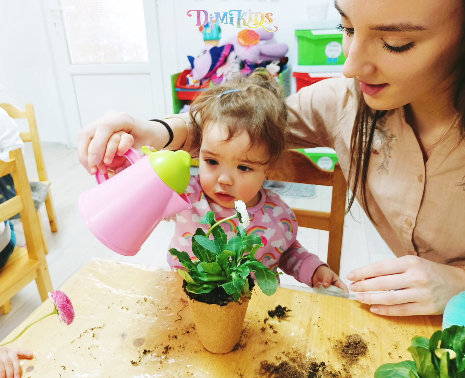 Luna pentru viață 2022: „Plantăm VIAȚĂ”, activitate inedită a copiilor de la DimiKids