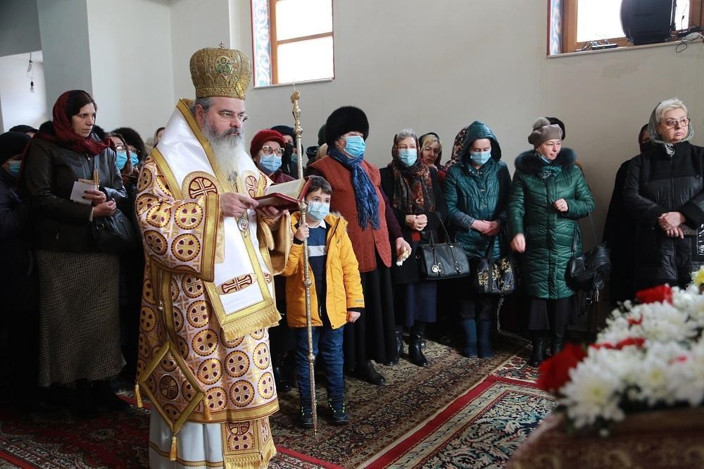 PS Ignatie: „Adevărata schimbare a lumii și, implicit, a omului, nu vine din exterior, ci, întotdeauna, din interior”